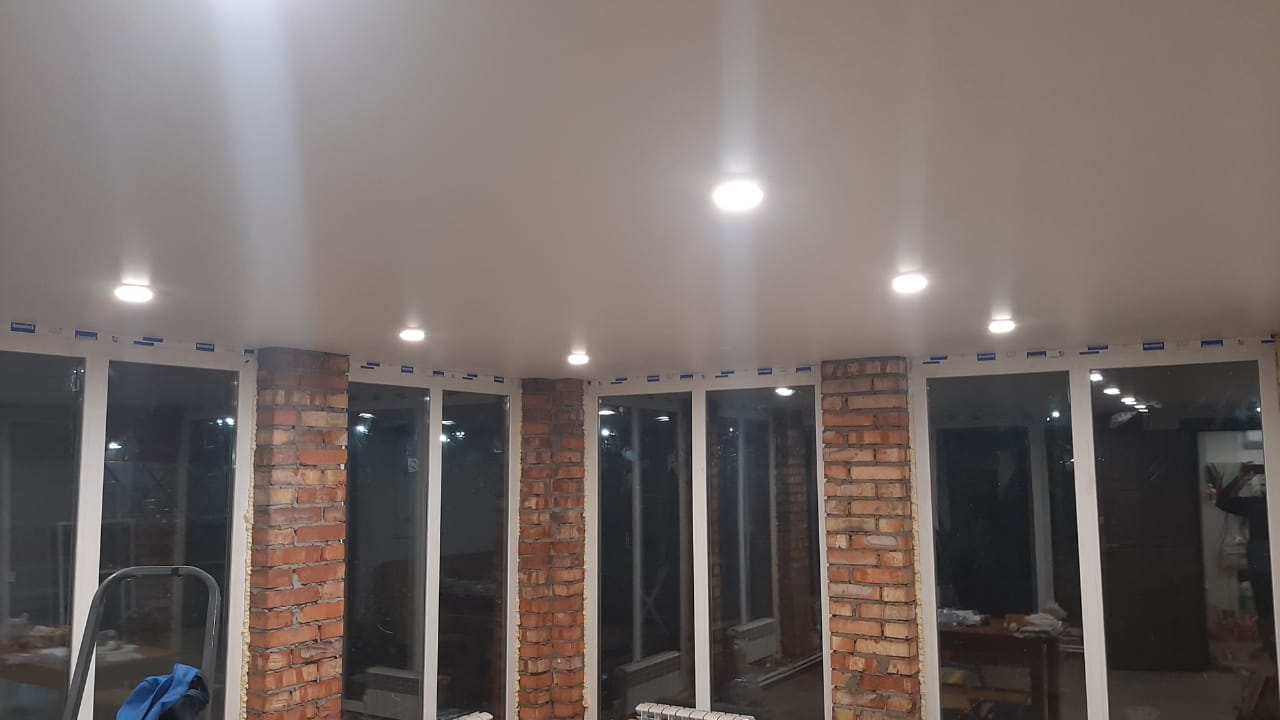 Сатиновые потолки